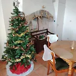 Semesterbostad Chez Adele, Au Pied De L'abbaye