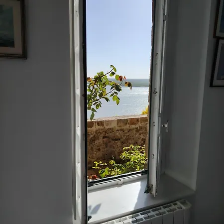 بيت للعطل Chez Adele, Au Pied De L'abbaye *